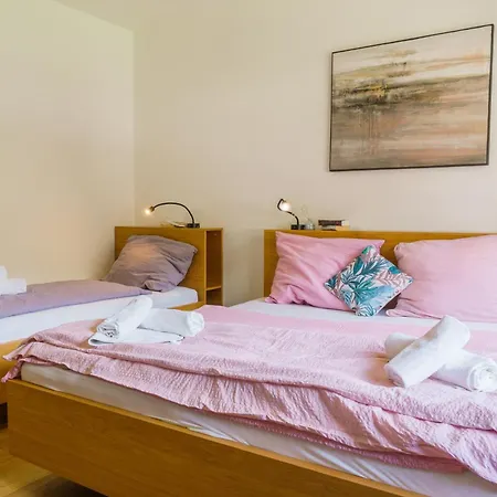 Julias Guesthouse-3